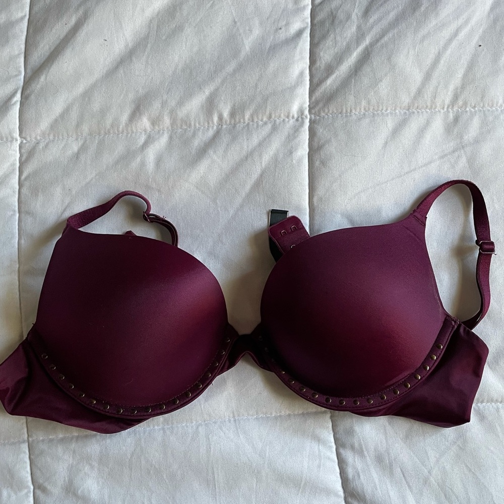 VS maroon very sexy